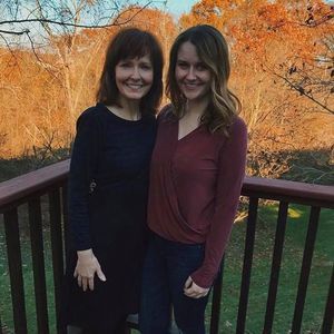 Meet your Posher, Lori